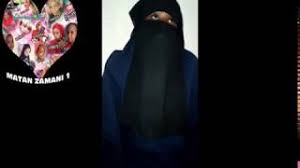 Yadda ake tsotsan gindin budurwa harta kawu ruwa sosai. Ashe Tsotsan Gindi Yana Kara Soyayya Sosai Daga Malama Kankana