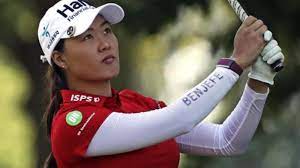 She became the number one ranked amateur golfer in february 2014 after winning the oates victorian open, remaining number one until turning professional in september 2014. Wwjhnb4yrep9bm