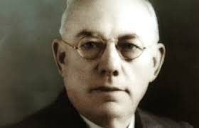 Robert Mcalister's Instagram, Twitter & Facebook