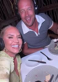 Inside Erin McGregor's honeymoon with unique treehouse date night