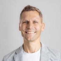 300+ "Morávek" profiles