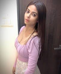 20 Hot Photos Of Meera Chopra Gulte Latest Andhra Pradesh Telangana Political And Movie News Movie Reviews Analysis Photos Official page of actress meera chopra. 20 hot photos of meera chopra gulte
