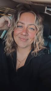 April Cushman's Instagram, Twitter & Facebook