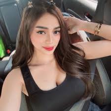 Alyssa Bravo's Instagram, Twitter & Facebook