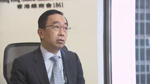 這9名新富豪包括美國藥廠moderna行政總裁 stephane bancel（身家43億美元）、德國生物科技公司biontech行政總裁 ugur sahin（身家40億美元）、moderna創始投資者timothy springer（身家22億美元）及robert langer（身家16億美元）、moderna主席noubar afeyan、moderna疫苗生產及包裝商rovi 主席juan lopez belmonte（身家18億美元）、以及康希諾生物創始人、首席科學家朱濤（身家13億美元）、 高級副總裁邱. æ¢å…†åŸº é¦™æ¸¯ä¼¼ä¹Žå·²ä¸æ˜¯ä¼æ¥­çœ¼ä¸­ç‡Ÿå•†æ¨‚åœŸ Now æ–°èž