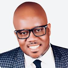 Hip-hop legend Nas is set to bring his iconic debut album, "Illmatic," to  life with the Cincinnati Pops Orchestra in a special performance at Music  Hall: https://bit.ly/4d2osuT