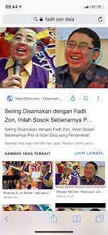 Dandanan yang unik serta gaya bicaranya yang khas membuat pria yang punya jargon dag dig dug duerr daia ini begitu diingat sampai saat ini. Fadli Zon Bintang Daia