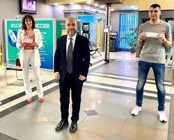 Banca credito cooperativo anagni maps street view. Colleferro Banca Di Credito Cooperativo Di Roma Il Coordinatore Territoriale Paolo Cammarota Premia I Giovani Neo Laureati Cronache Cittadine