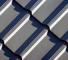 En feuilles, bobines, bobineaux dans des couleurs zinc naturel, anthracite ou quartz pour tous les chantiers. Toiture Et Couverture En Zinc Prix Moyen Avantages Et Inconvenients