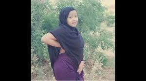 Gabdho somali ah oo qaawan niiko naago qooqan. Wasmo Sax Ah