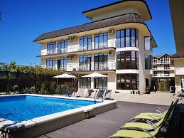 Along with the great acting, add naomi watts to this duo for one more. Guest House Dream House Prices Condominium Reviews Lazarevskoye Russia Tripadvisor