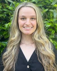 Kirsten Helms's Instagram, Twitter & Facebook