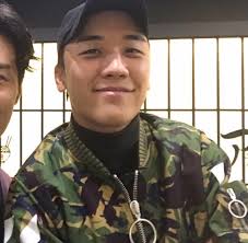 Check spelling or type a new query. Bigbang S Seungri Confirms Military Enlistment Date Kpop News