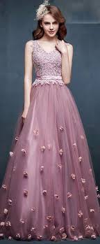 Invitez des amis pour offrir 20 €. 46 Meilleures Idees Sur Princesse Robe Pour Fete D Anniversaire Robe Robe De Soiree Idees Vestimentaires