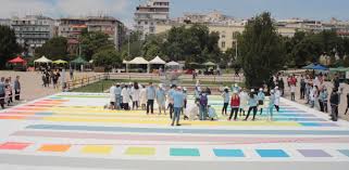 Poioi kai pos symmetechoun stin prokiryxi gia monimes theseis sto asteroskopeio athinon kai foreis To Ap8 Egine Ena Âµonadiko Ergasthri Âµa8hshs Kai Psyxagwgias E8nos