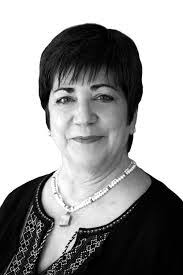 Gretchen Meadows's Instagram, Twitter & Facebook