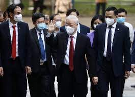 Sau khi trưởng ban kiểm phiếu công bố kết quả kiểm phiếu bầu chủ tịch nước, tổng thư ký qh nguyễn hạnh phúc trình bày dự thảo nghị quyết bầu chủ tịch nước. Tá»•ng Bi ThÆ° Nguyá»…n Phu Trá»ng Bá» Phiáº¿u Báº§u Ä'bqh Va HÄ'nd Cac Cáº¥p Bao Cong An Nhan Dan Ä'iá»‡n Tá»­