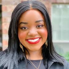 Carmen Newcomb's Instagram, Twitter & Facebook