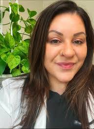 Connie Belford's Instagram, Twitter & Facebook