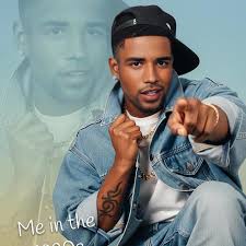 GROWING UP IN TEN PHOTOS This is my beautiful, apricot, standard poodle,  Troy. He's now eight months old and 25kg but his dad is 35kg so he has  still a way to