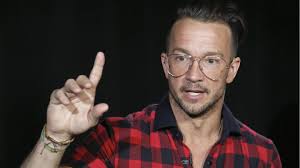 Carl Lentz: Justin Biebers Pastor von seiner Kirche gefeuert