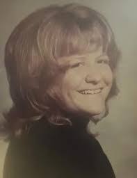 Marla Hodges's Instagram, Twitter & Facebook