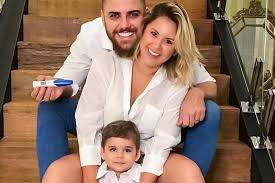 Segundo o site notícias da tv. Ze Neto Diz Que Chegada De Filha Na Quarentena Aproximou Ainda Mais A Familia