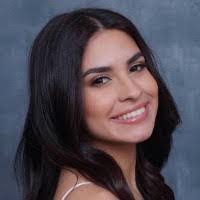 Alicia Irizarry's Instagram, Twitter & Facebook