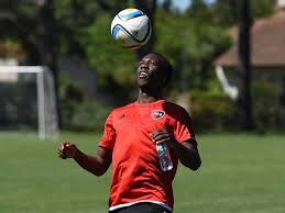 Si bien todavía no se sabe como serán los módulos se estima que los rosarinos traerán dos equipos a buenos aires por lo cual habría, casi con. Luis Advincula Debuto En Newell S Old Boys Jugando De Lateral Izquierdo Y Dt Fue Criticado En Redes Sociales Fotos