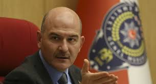 İçi̇şleri̇ bakanı süleyman soylu, sivas'ta yaşayan şehit piyade er ahmet turan kargavuş'un annesi nedime kargavuş ile telefon görüşmesi yaparak, anneler günü'nü kutladı. Bakan Soylu Dan Sedat Peker E Yanit Iddiani Her Seyin Aciga Cikmasi Icin Yargiya Tasiyorum Operasyon Faresi Gibi Kacma Sputnik Turkiye