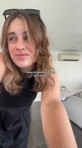 Laura Klett's Instagram, Twitter & Facebook