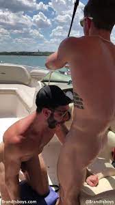 Boat Head - ThisVid.com