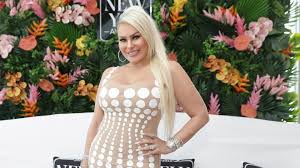 Seen This On Ig, She Looks So Different And Pretty Back Then, I Think  Darcey Has Influenced Her So Much, Just Like Getting Veneers Even If She'S  Not Sure : R/90Dayfiance