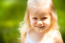 Kimberly Strang's Instagram, Twitter & Facebook