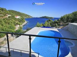 Ecco dunque perché diversi europei scelgono gli appartamenti in croazia, per godersi le acque cristalline e il sole sempre presente. Lussuosa Villa In Vendita Sul Mare Isola Di Korcula Croazia Repubblica Di Croazia Croazia Curzola Curzola