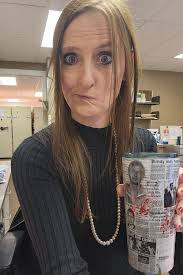 Scissors safety measures for two-handed operation