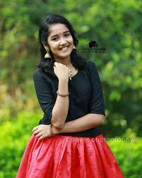 She started her acting career as a child artist in her father's movie and eventually had her debut movie in 2009. Free Download Anikha Surendran Actress In 2019 Child Actresses Actresses 1080x1350 For Your Desktop Mobile Tablet Explore 19 Anikha Surendran Wallpapers Anikha Surendran Wallpapers