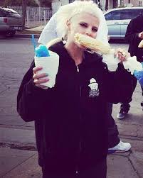 Die Antwoord Please Don T Take Me For A Poes 3 000 Me Gusta 25 Comentarios Die Antwoord Zef House En Instagram O Landi Vi Er Dieantwoord Prettywise Z Die Antwoord Yolandi Visser Band Geek
