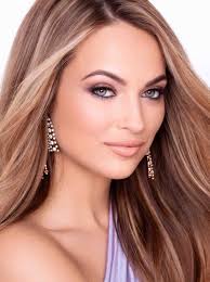 Mariah Jane Davis Miss Oklahoma Usa 2020 Official Headshot For Miss Usa 2020 The Official Preliminary For The Miss Universe Pageant