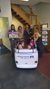 Raiffeisen Volksbank Oder Spree Eg Spendet Kinderbus An Kita Lieberoser Spatzennest Raiffeisen Volksbank Oder Spree Eg