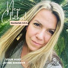 What camp is available at Starry Meadows Arabians and Vineyards?