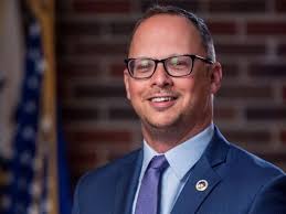 Familiar Face Appointed New Town Administrator In Vernon