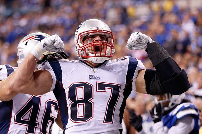 Patriots tight end Rob Gronkowski announces retirement - 98.5 The Sports  Hub - Boston's Home For Sports