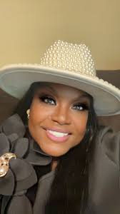 Be careful with women who don't have a lot of friends. Let me explain 1,  she picks up