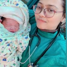Obstetrician & Gynaecologist doctor in Joginder Nagar,Mandi