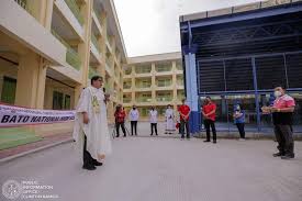 Lawang bato is a barangay in valenzuela, metro manila, philippines. Valenzuelacity On Twitter Look Mayor Rex Gatchalian Leads The Inauguration And Blessing Ceremonies Of The New Lawang Bato National High School In Barangay Lawang Bato Valenzuela City January 20 2021 This Is Part