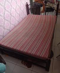 Mattresses for sale at cheap prices. Zamke Mladez Bendzo Used Bed And Mattress For Sale Instituteofpastlifetherapy Com