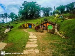 Maribaya resort, rumah hobbit image source . The Galliton The Hobbit House In Lucban