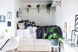 From finding enough space for his and her wardrobes to labelling tips that make it clear where everything lives. 21 Best Ikea Storage Hacks For Small Bedrooms
