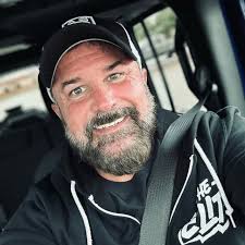 Jeffrey Brian Jones (@jeffreybjones) • Threads, Say more